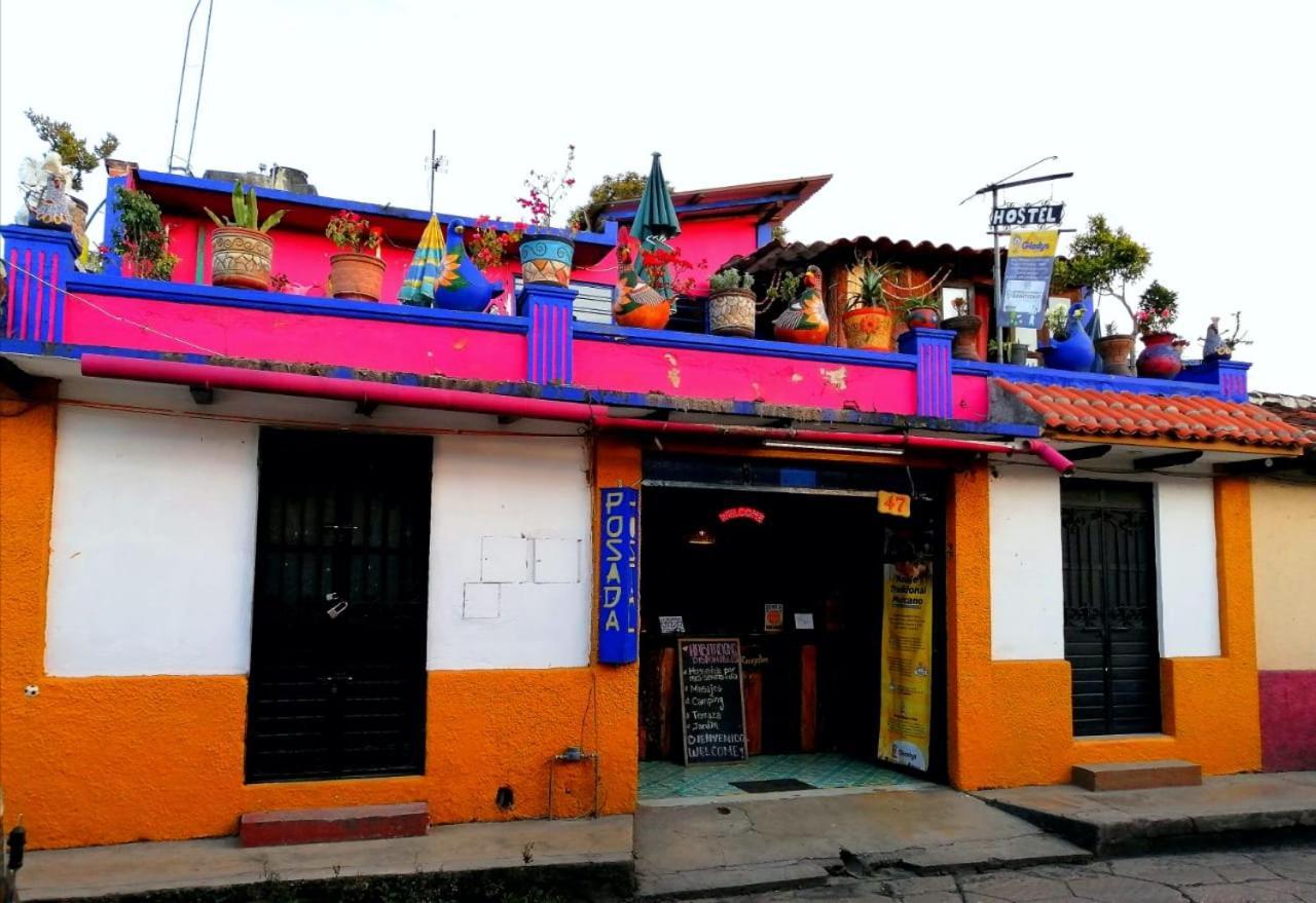 San Cristóbal de Las Casas Casa Lothuz Spacio Cultural Y Disidente מראה חיצוני תמונה