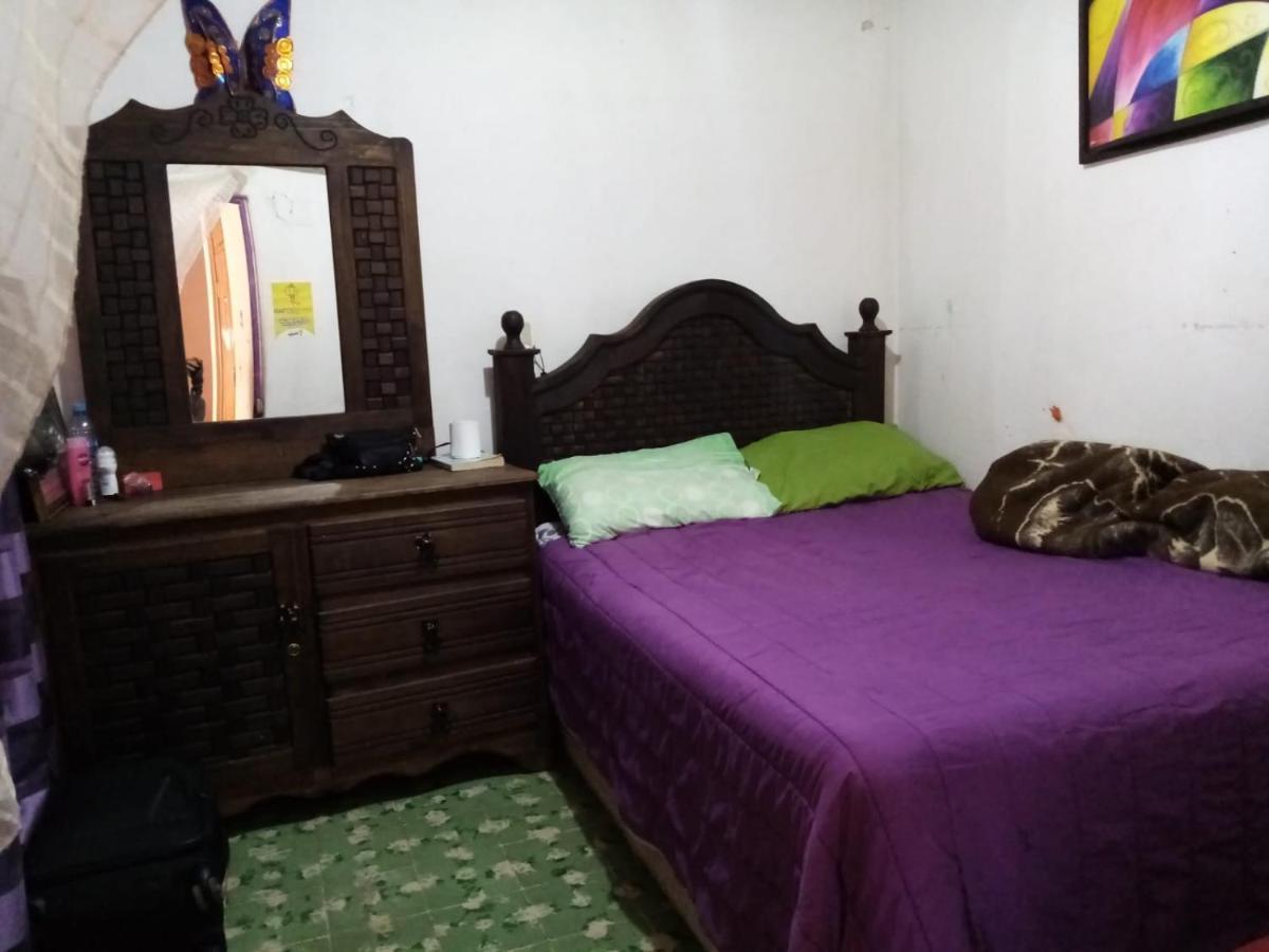 San Cristóbal de Las Casas Casa Lothuz Spacio Cultural Y Disidente מראה חיצוני תמונה