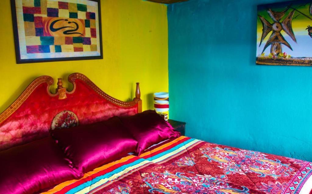 San Cristóbal de Las Casas Casa Lothuz Spacio Cultural Y Disidente מראה חיצוני תמונה